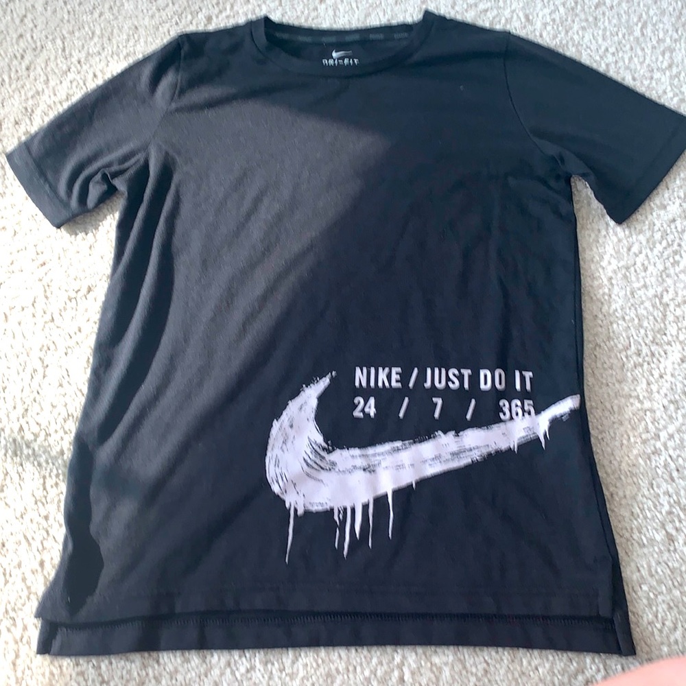 Nike DRI-FIT Tee boys